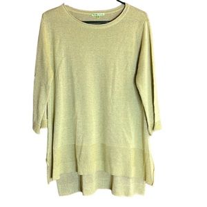 Trisha Tyler Green Lightweight Knit Tunic Length Sweater. Side Slits 3/4 sleeves